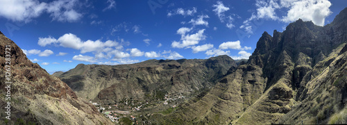 Obraz na płótnie Panorama from Hiking around Agaete w salonie
