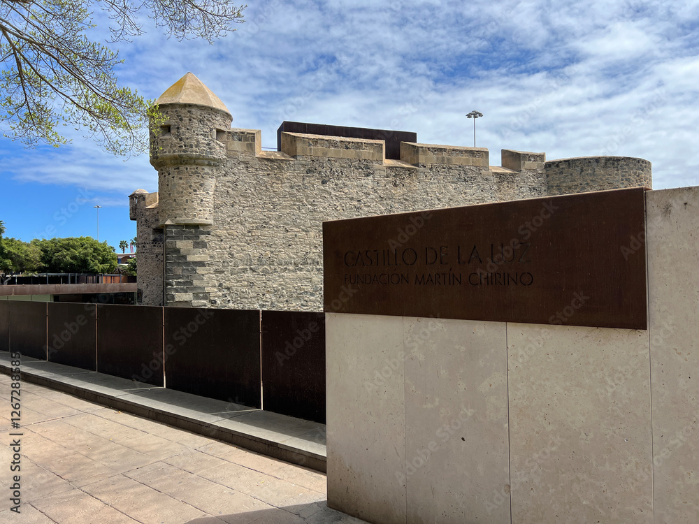 The Castillo de La Luz tin las palmas