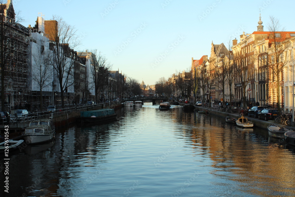 Fototapeta premium canal in amsterdam
