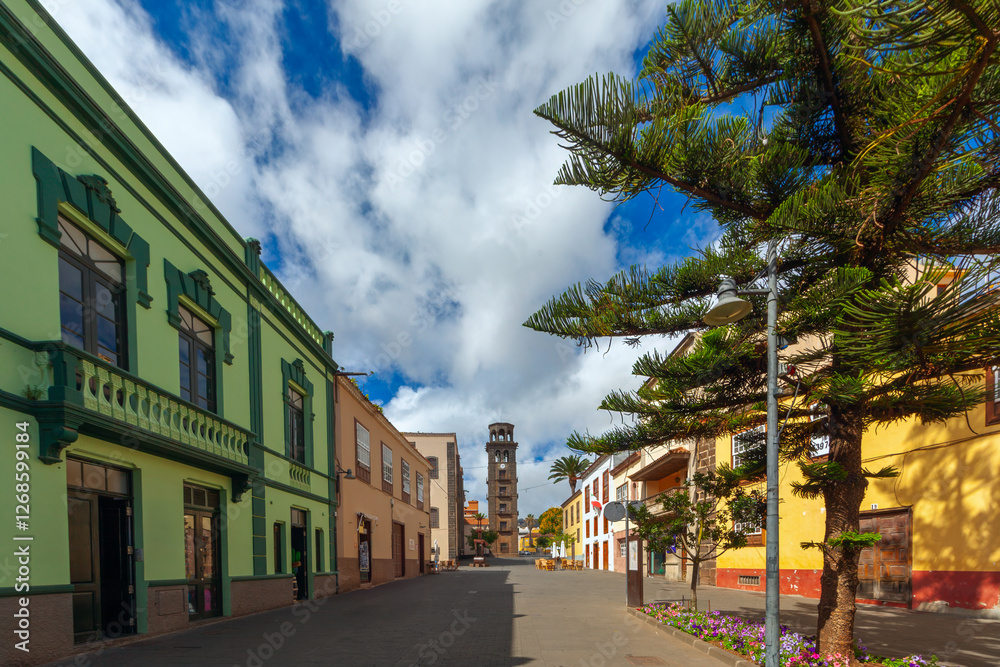 Fototapeta premium Street with Inglesia de la concepcion in San Cristobal de la Laguna, Teneriffe