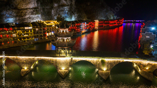 Obraz na płótnie The Beautiful Ancient City of Zhenyuan, Guizhou, China at Night w salonie