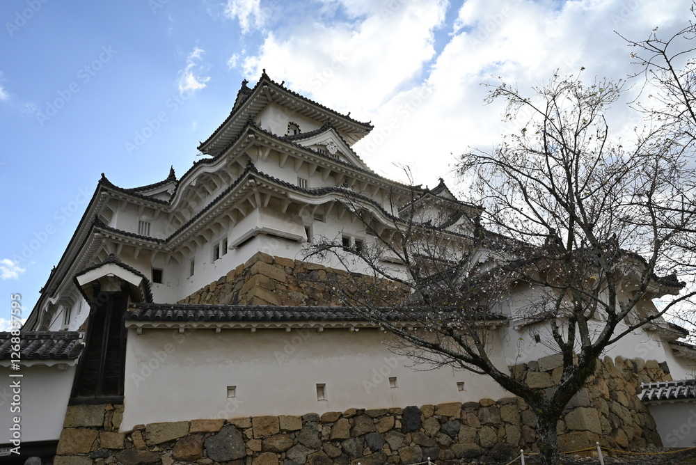 Himeji Castle, the Historic White Heron Castle in Japan Himeji Castle, the Historic White Heron Castle in Japan