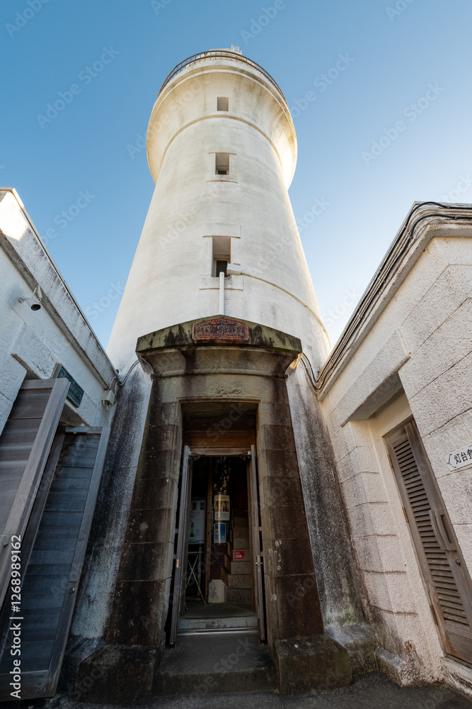 Fototapeta premium 潮岬灯台