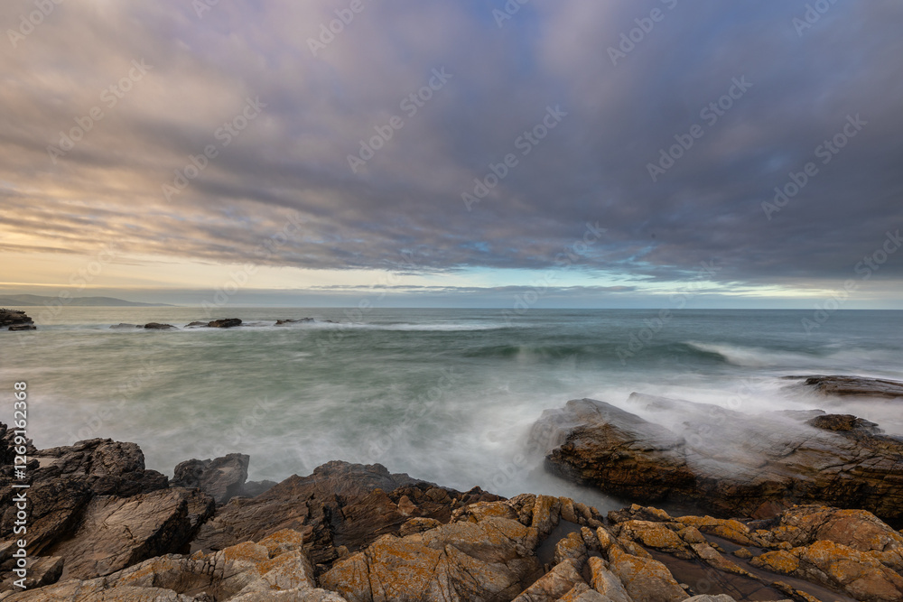 A walk through nature next to the Cantabrian Sea!