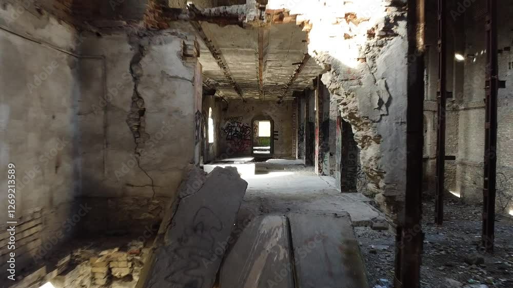 Urbex, opuszczona cementownia, ruina