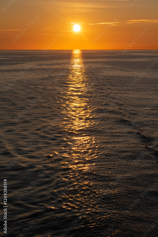 Fototapeta premium Beautiful photo of the sea waves