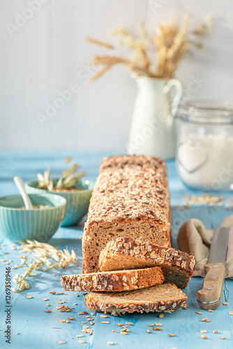Multigrain tin wholemeal br...