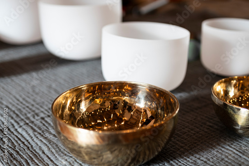 Singing and quartz crystal bowls