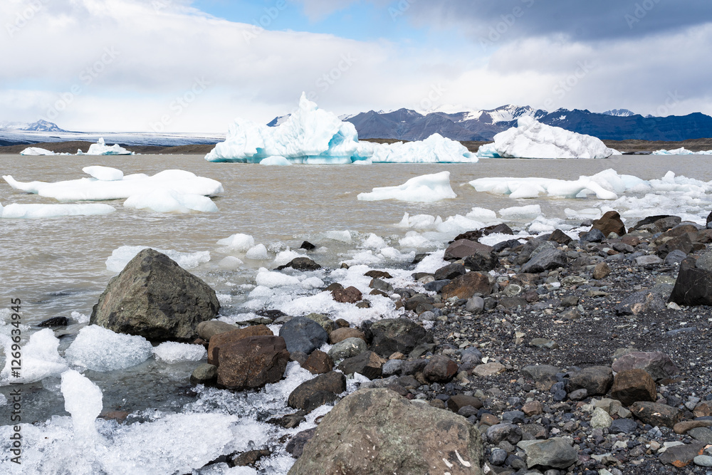 Gletscherlagune Fjallsárlón beim isländischen Gletscher Vatnajökull