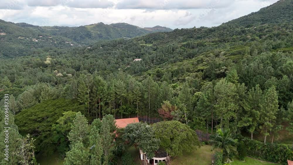 Hermosa vista área de las montañas de altos del maría en panamá
