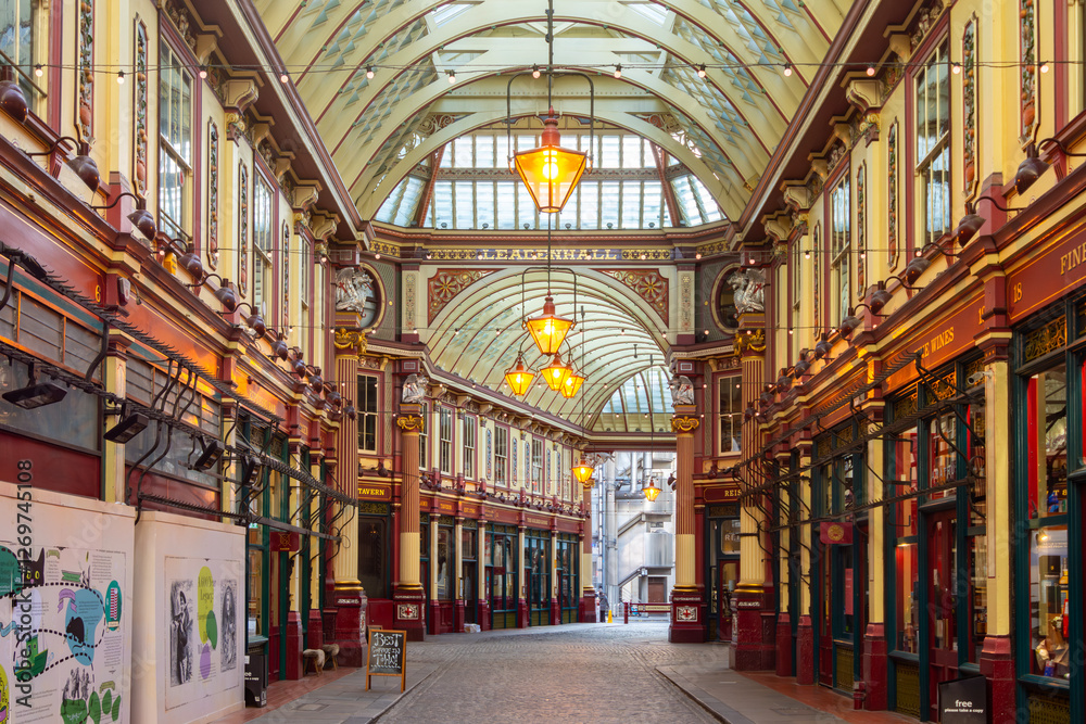 Fototapeta premium Leadenhall market in City of London, UK