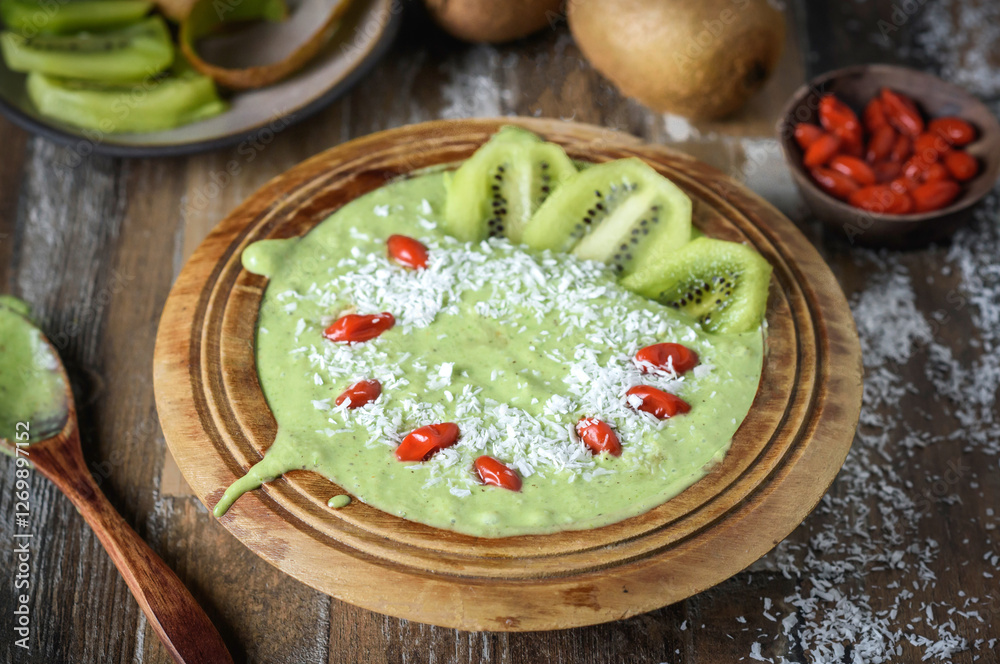 Kiwi Breakfast Bowl Kiwi Breakfast Bowl