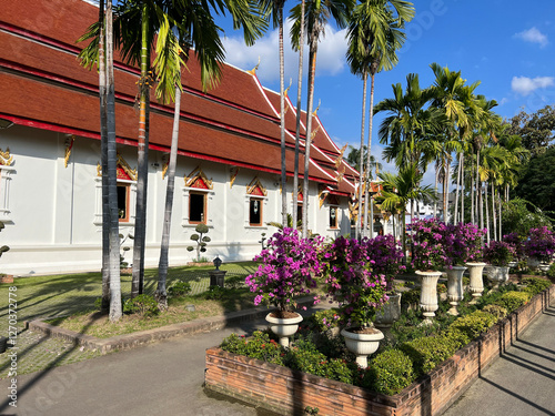 Obraz na płótnie Wat Phra Singh Woramahawihan Buddhist temple in Chiang Mai w salonie