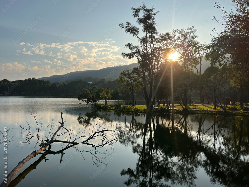 Karn Memorial Park and lake in Chiang Mai
