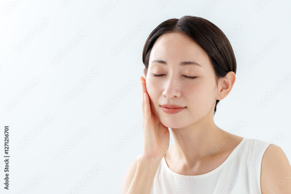 女性 スキンケア 女性 スキンケア