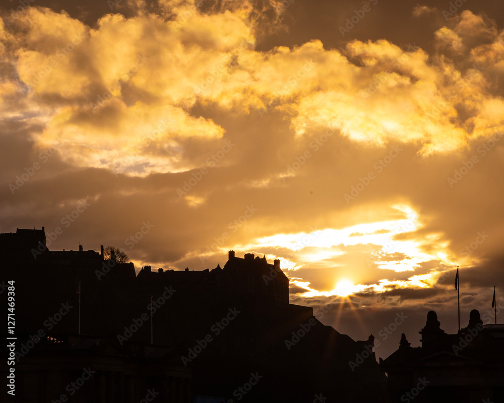 Fototapeta premium Silhouette of Edinburgh Castle in Scotland, UK