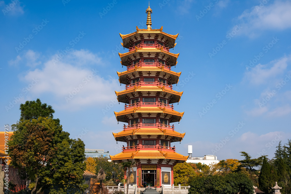 中国 上海市、七宝古鎮のお寺、七宝教寺 万仏塔