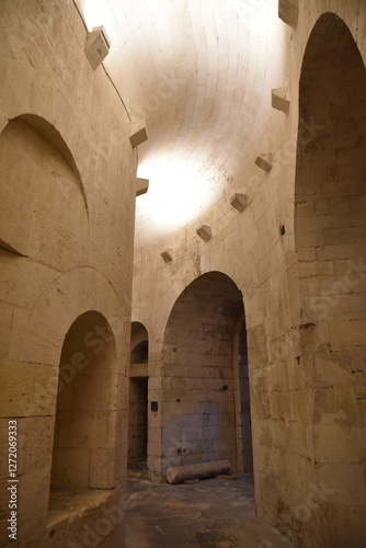 Voûtes romanes de l'abbaye de Montmajour. France photo