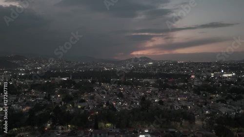 Wallpaper Mural Storm, Rain, Twon Torontodigital.ca