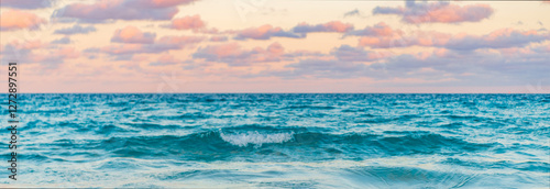 Photography Dramatic sunrise horizon at sea