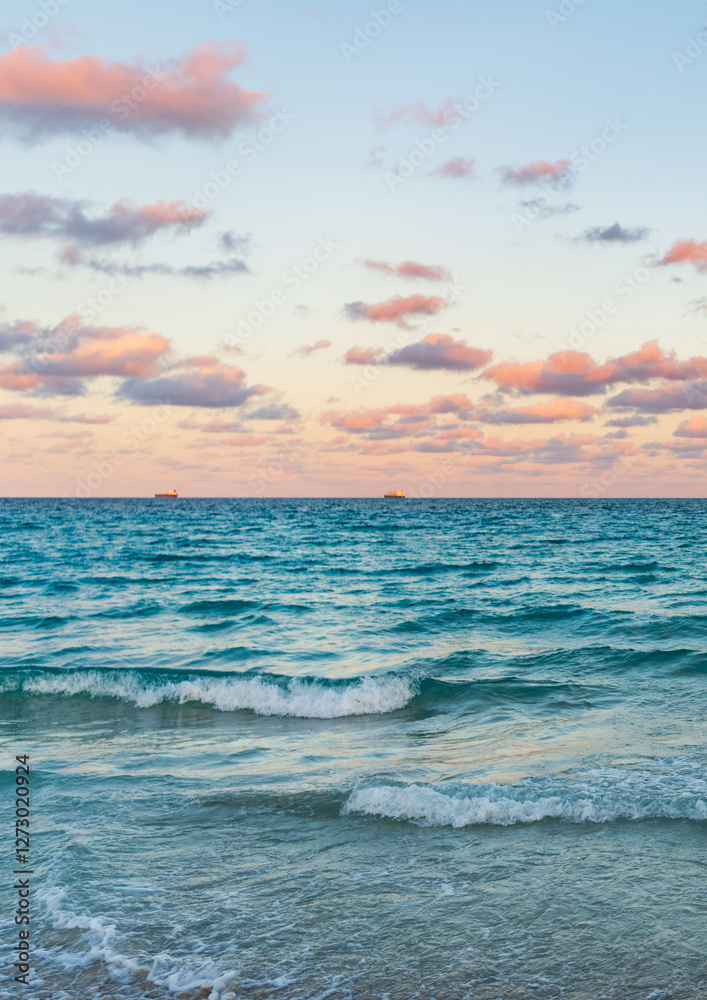 Fototapeta premium Sea horizon view. Cloudy sky and seascape at summer vacation. Skyscape with sea horizon. Calm horizon view at sea sunrise. Romantic summer vacation sunrise on seascape. Distant sea horizon