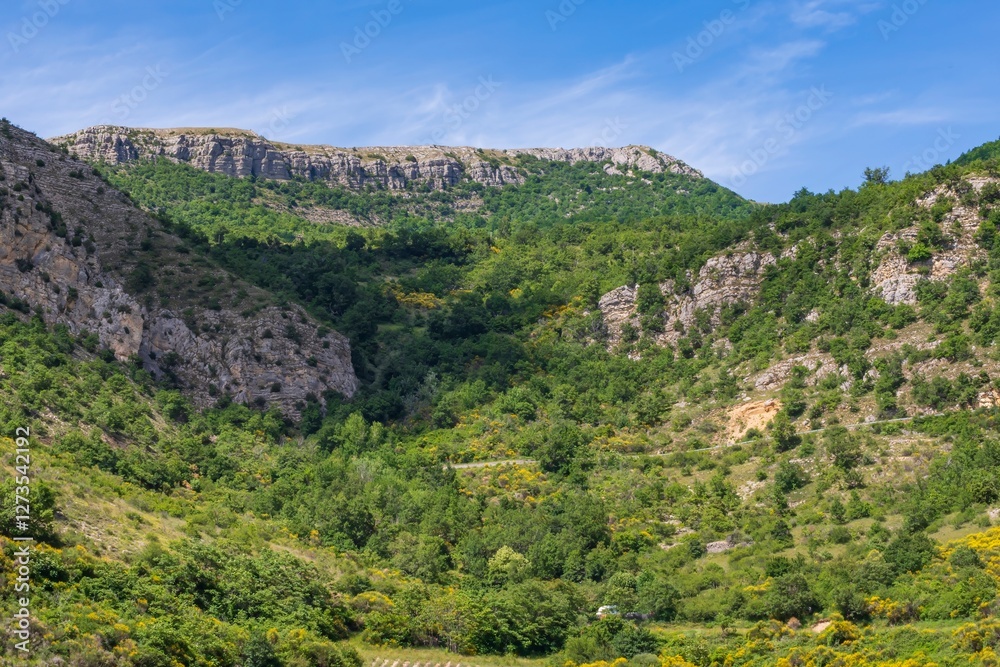 Obraz premium Beautiful view of the mountain landscape