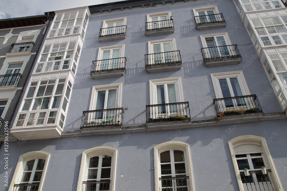 Obraz premium habitation buildings in burgos in spain 