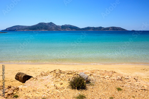 Obraz na płótnie Fanos beach with clear water and fine sand. The south of Koufonisi. Small Cyclades, Greece w salonie