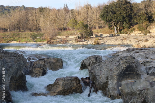 Obraz na płótnie Cascades du Sautadet sur la rivière Cèze, ville de La-Roque-sur-Cèze, département du Gard, France w salonie