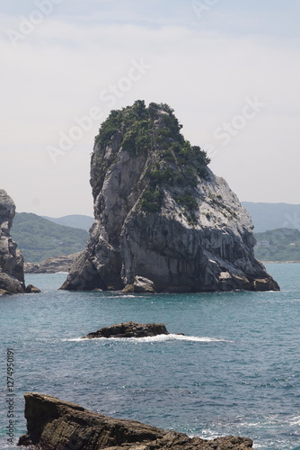 立厳岩