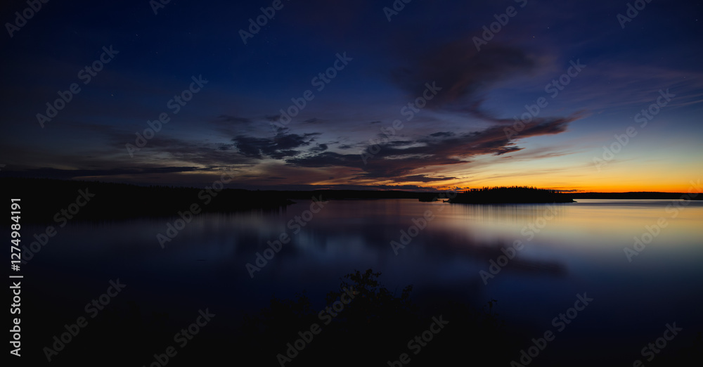 Fototapeta premium sunset over the lake
