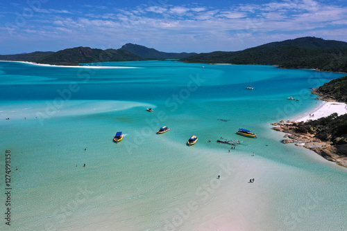 Obraz na płótnie Aerial drone landscape view Whitehaven Beach w salonie