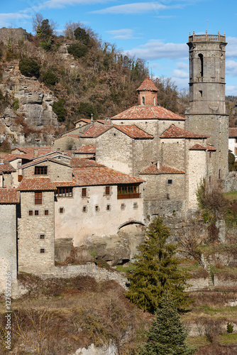 Obraz na płótnie Picturesque medieval catalonian village of Rupit. Barcelona. Spain w salonie