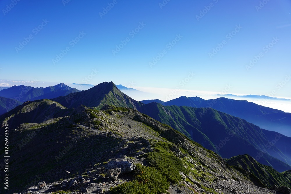 南アルプス 北岳へと続く稜線 南アルプス 北岳へと続く稜線