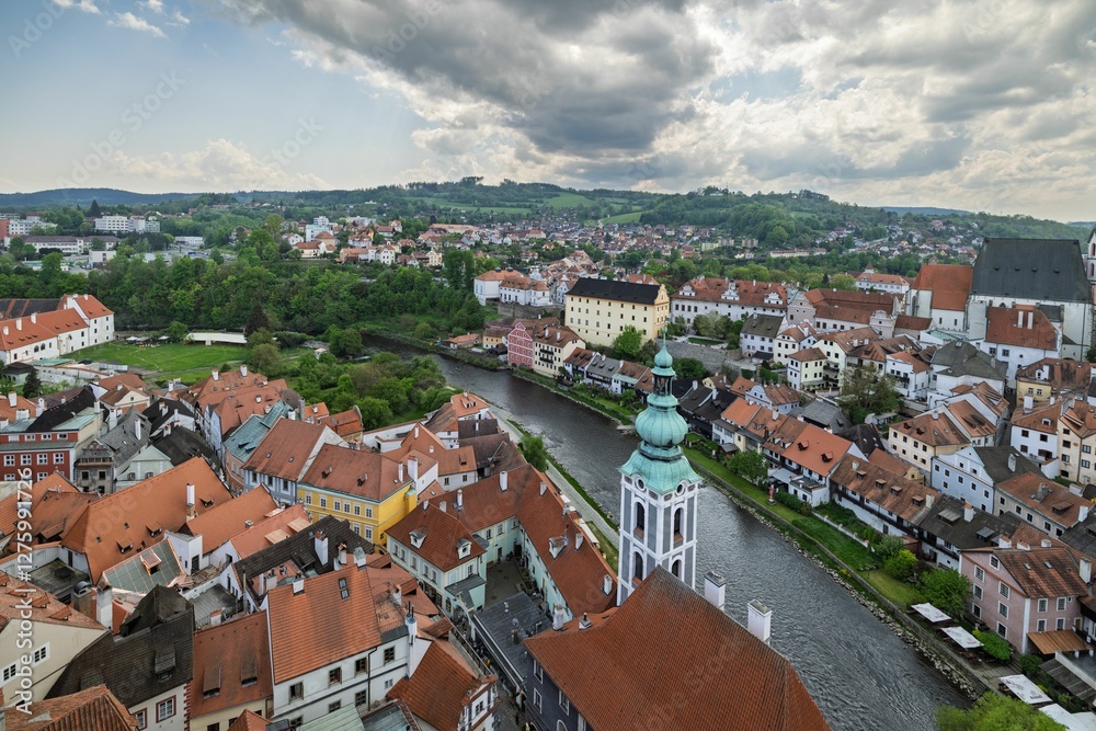 Fototapeta premium View of Cesky Krumlov, Czech Republic, showcasing its historic architecture and the Vltava River