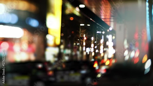 東京・夜の六本木の玉ボケ街並み　シフトレンズ　逆アオリ撮影