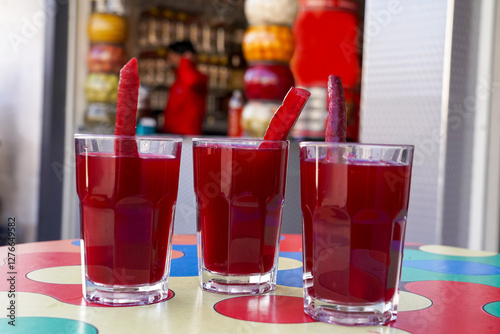 Tableau sur toile Şalgam suyu adana style turnip juice in a glass