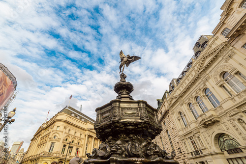 Fotografie The Shaftesbury Memorial Fountain at Piccadilly Circus, London