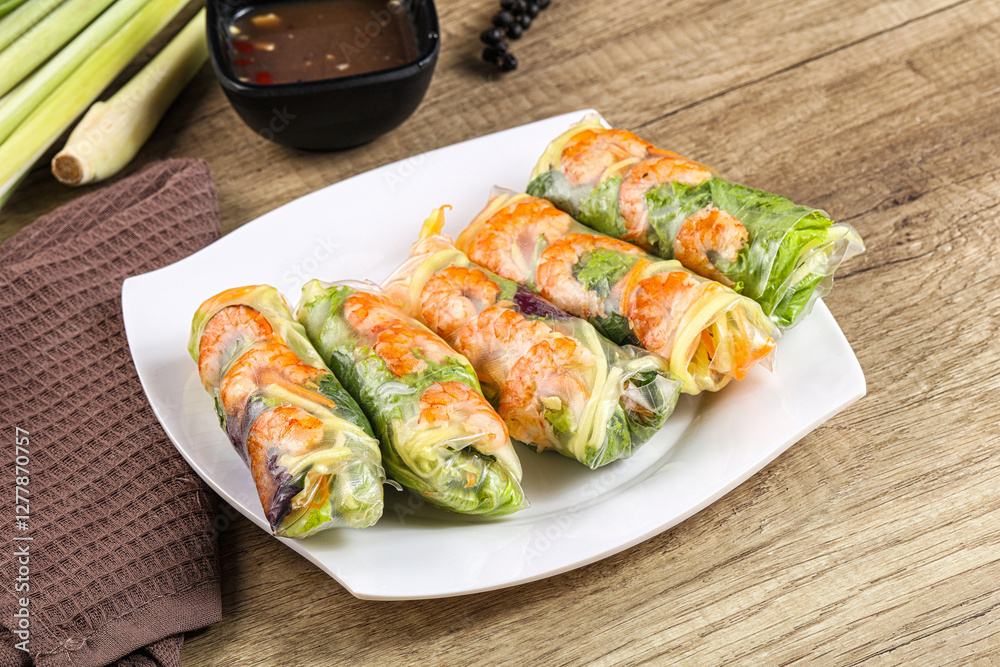Vietnamese spring roll with prawn and mango Vietnamese spring roll with prawn and mango