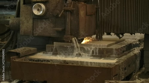 Metal Surface Polishing Machine for Industrial Finishing