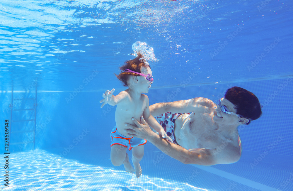 Underwater Baby swimming
