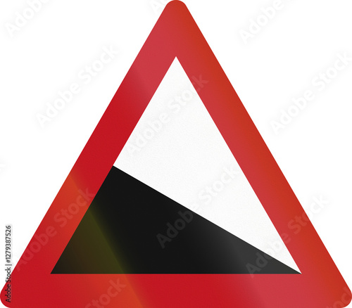 Road warning sign in Israel - Dangerous descent