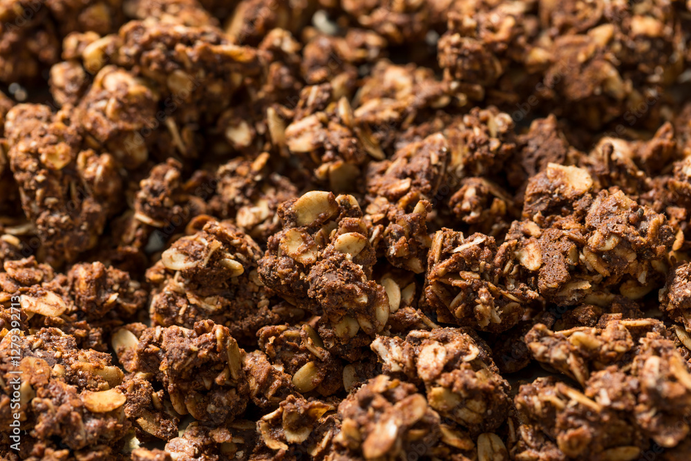 Obraz premium Homemade Healthy Chocolate Granola Breakfast Cereal
