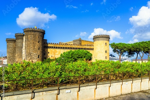 Tableau sur toile Castel Nuovo, Naples, Campania, Italy, Europe