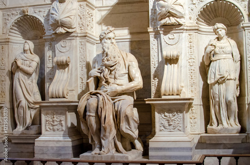 Photos Rome, Latium, Italy - July 30th 2024: Statue of Moses sculpted by Michelangelo at the Basilica of San Pietro in Vincoli