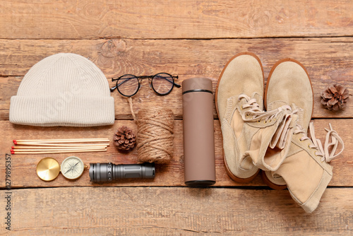 Set of travel items, shoes,...