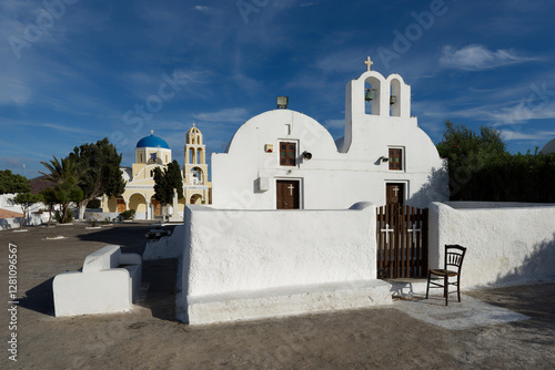 Griechenland - Santorini - Oia - Kirche des heiligen Georg photo