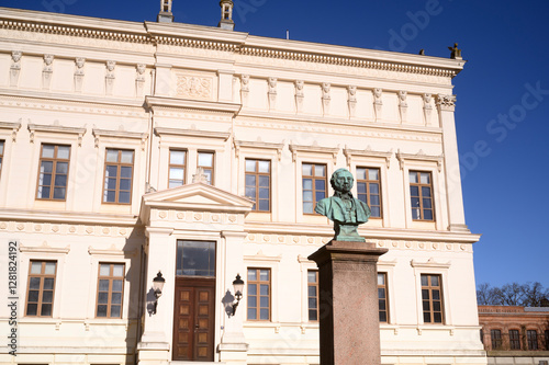 Принти на полотні Monument Sven Nilsson in front of Universitethuset University Lund Sweden 2025