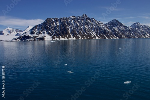 Obraz na plátně Scenic view of the Nature, Svalbard
