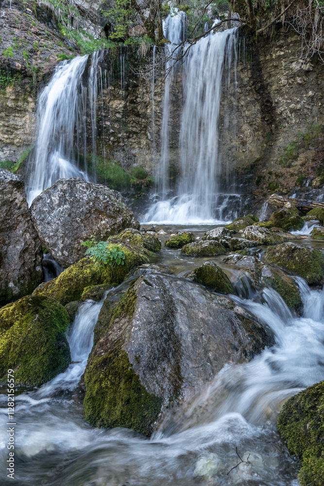 Cascades de la Doria au printemps, massif des Bauges , Saint Jean d' Arvey , Savoie , Alpes France Cascades de la Doria au printemps, massif des Bauges , Saint Jean d' Arvey , Savoie , Alpes France